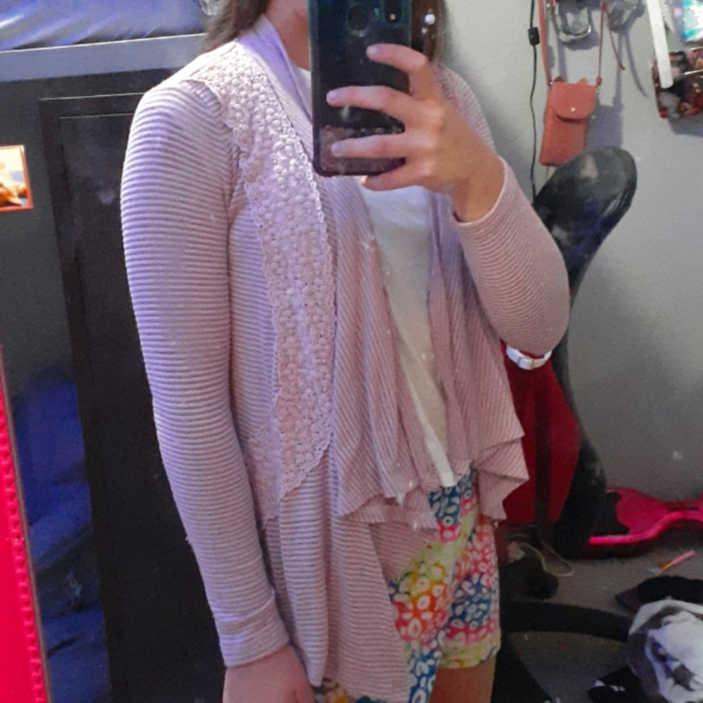 Cardigan - Picture 2 of 3